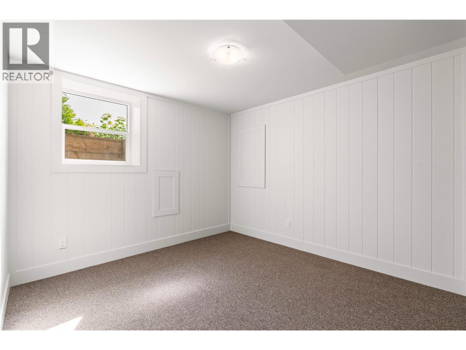 6550 Herry Road, Vernon, British Columbia  V1B 3T6 - Photo 39 - 10399547