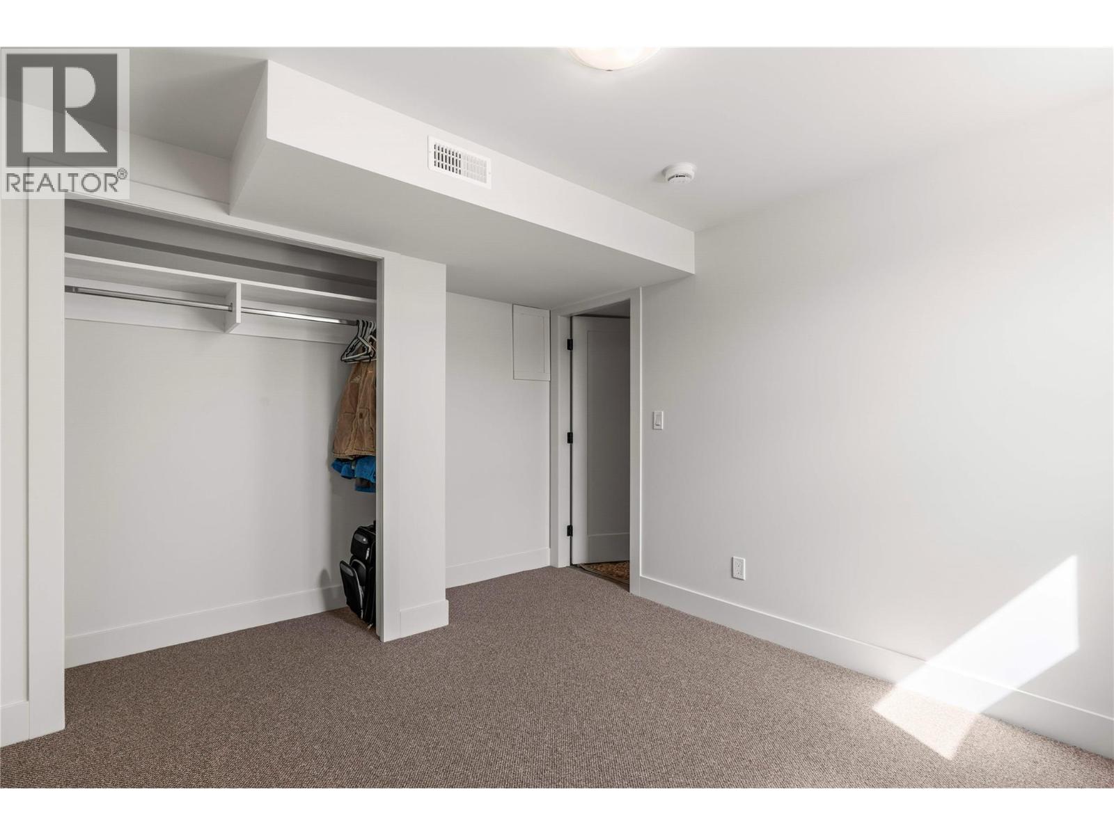 6550 Herry Road, Vernon, British Columbia  V1B 3T6 - Photo 40 - 10399547