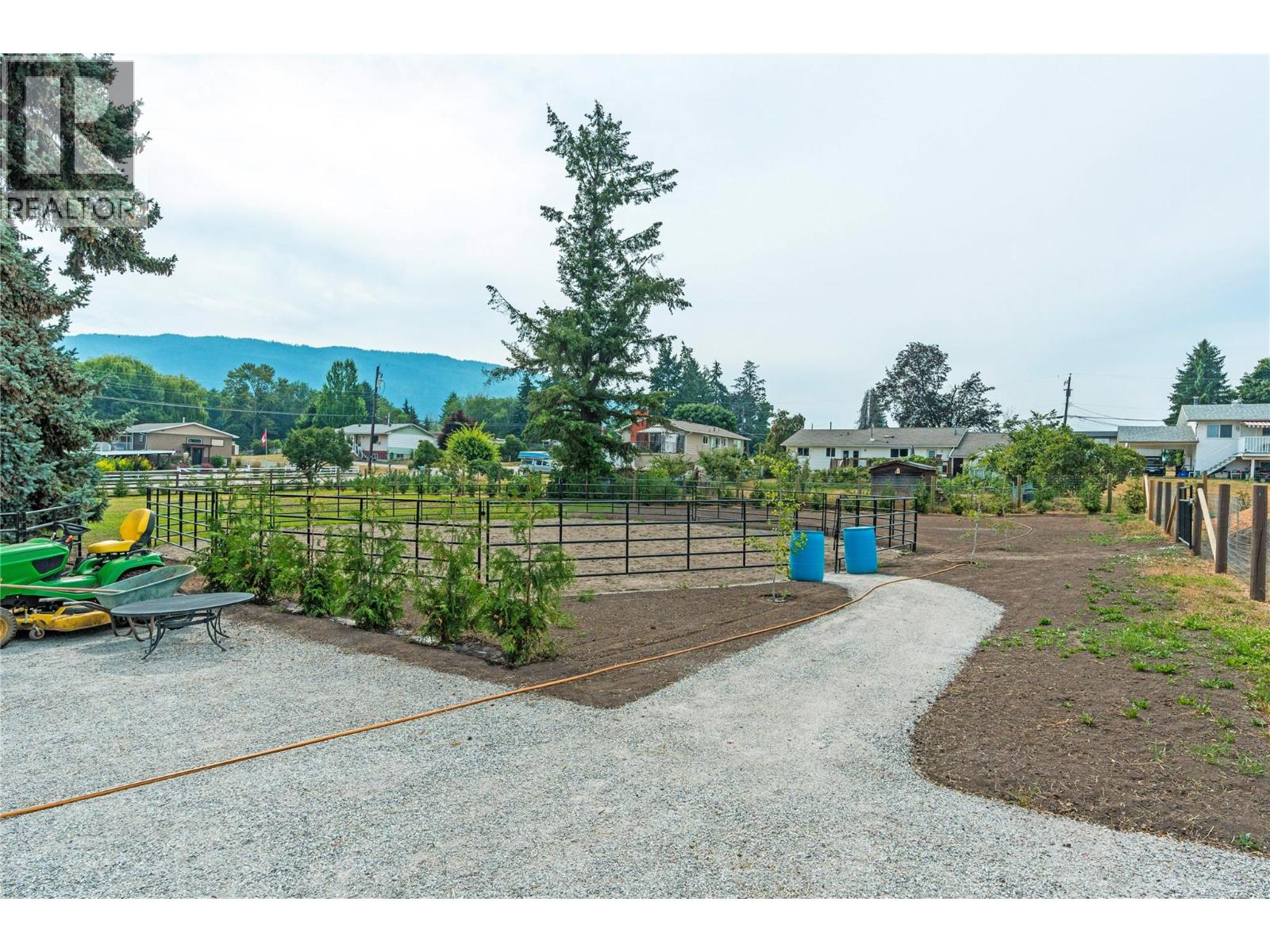 6550 Herry Road, Vernon, British Columbia  V1B 3T6 - Photo 48 - 10399547