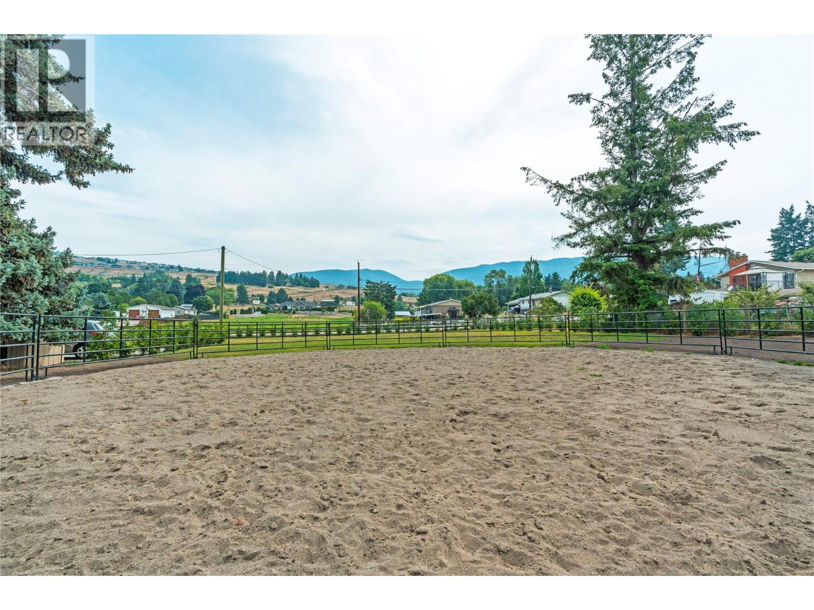6550 Herry Road, Vernon, British Columbia  V1B 3T6 - Photo 49 - 10399547