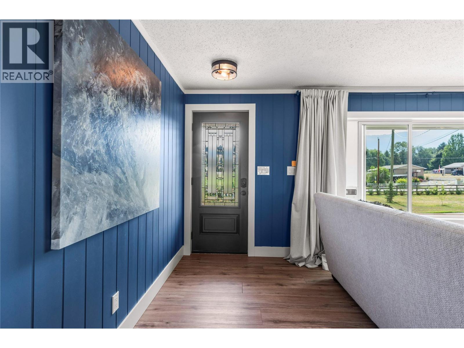 6550 Herry Road, Vernon, British Columbia  V1B 3T6 - Photo 8 - 10399547