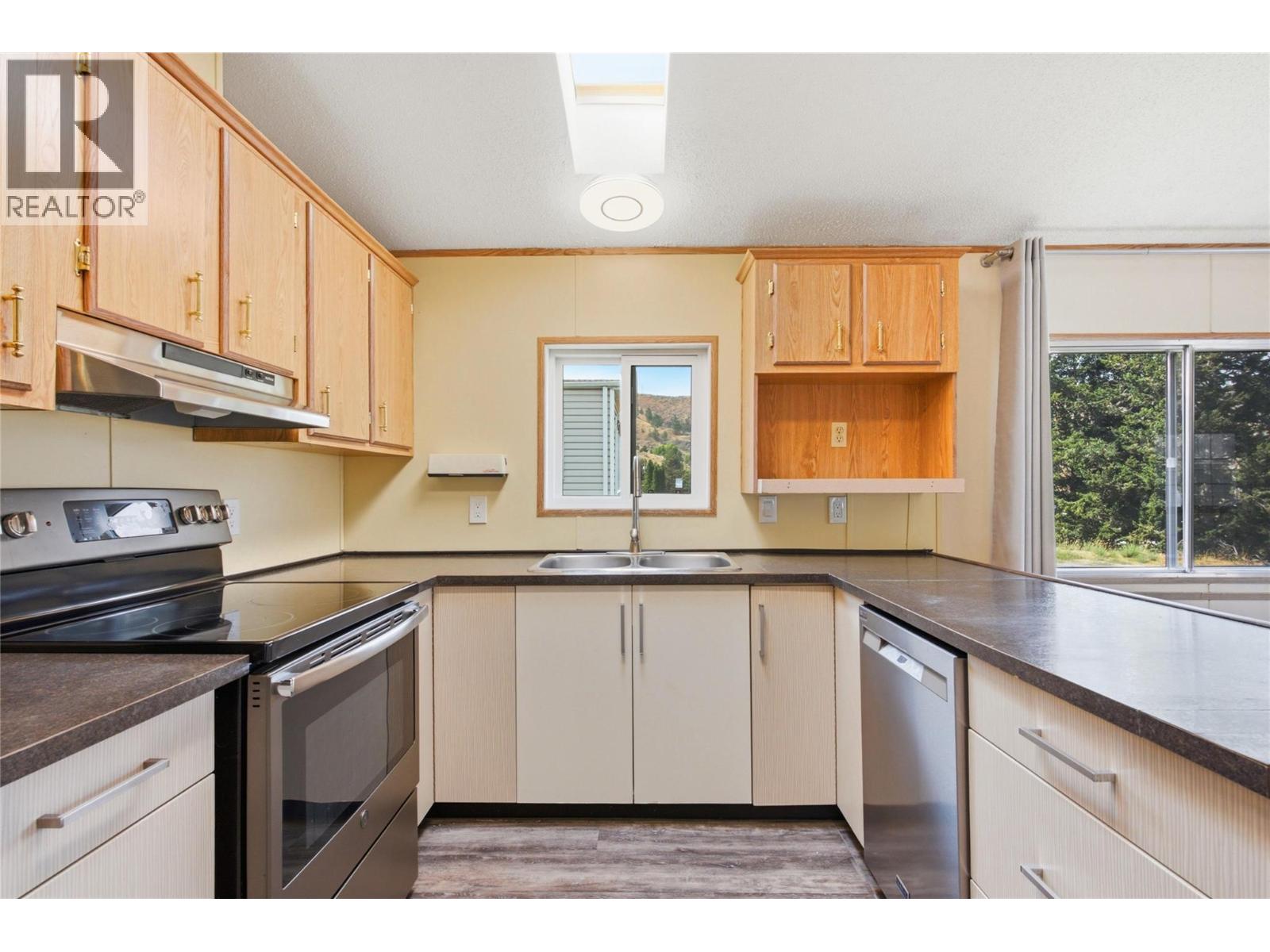 1175 Rose Hill Road Unit# 3, Kamloops, British Columbia  V2E 1G9 - Photo 3 - 10399644