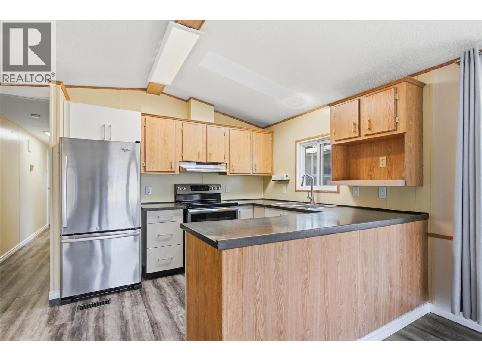 1175 Rose Hill Road Unit# 3, Kamloops, British Columbia  V2E 1G9 - Photo 4 - 10399644