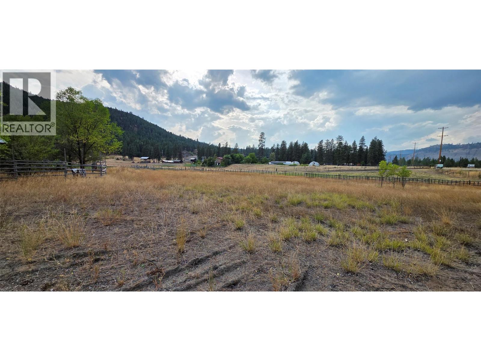 3580 Highway 3, Rock Creek, British Columbia  V0H 1Y0 - Photo 13 - 10399590