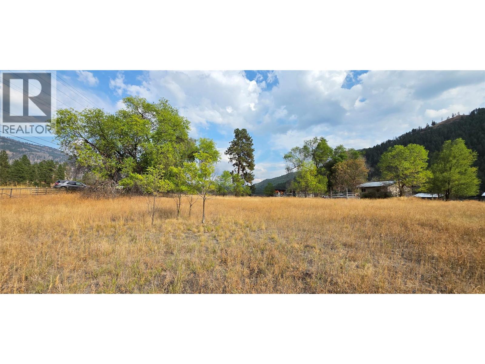 3580 Highway 3, Rock Creek, British Columbia  V0H 1Y0 - Photo 6 - 10399590