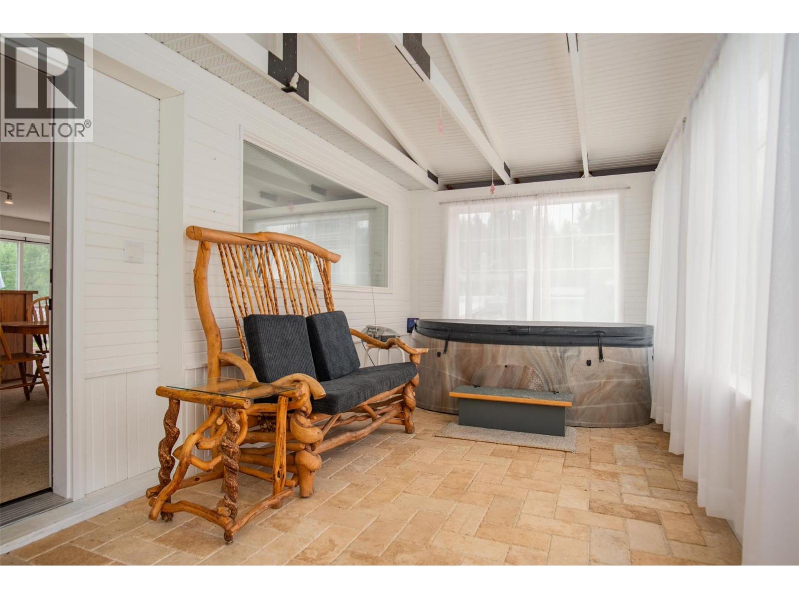 1664 Maida Road, Christina Lake, British Columbia  V0H 1E3 - Photo 15 - 10399202