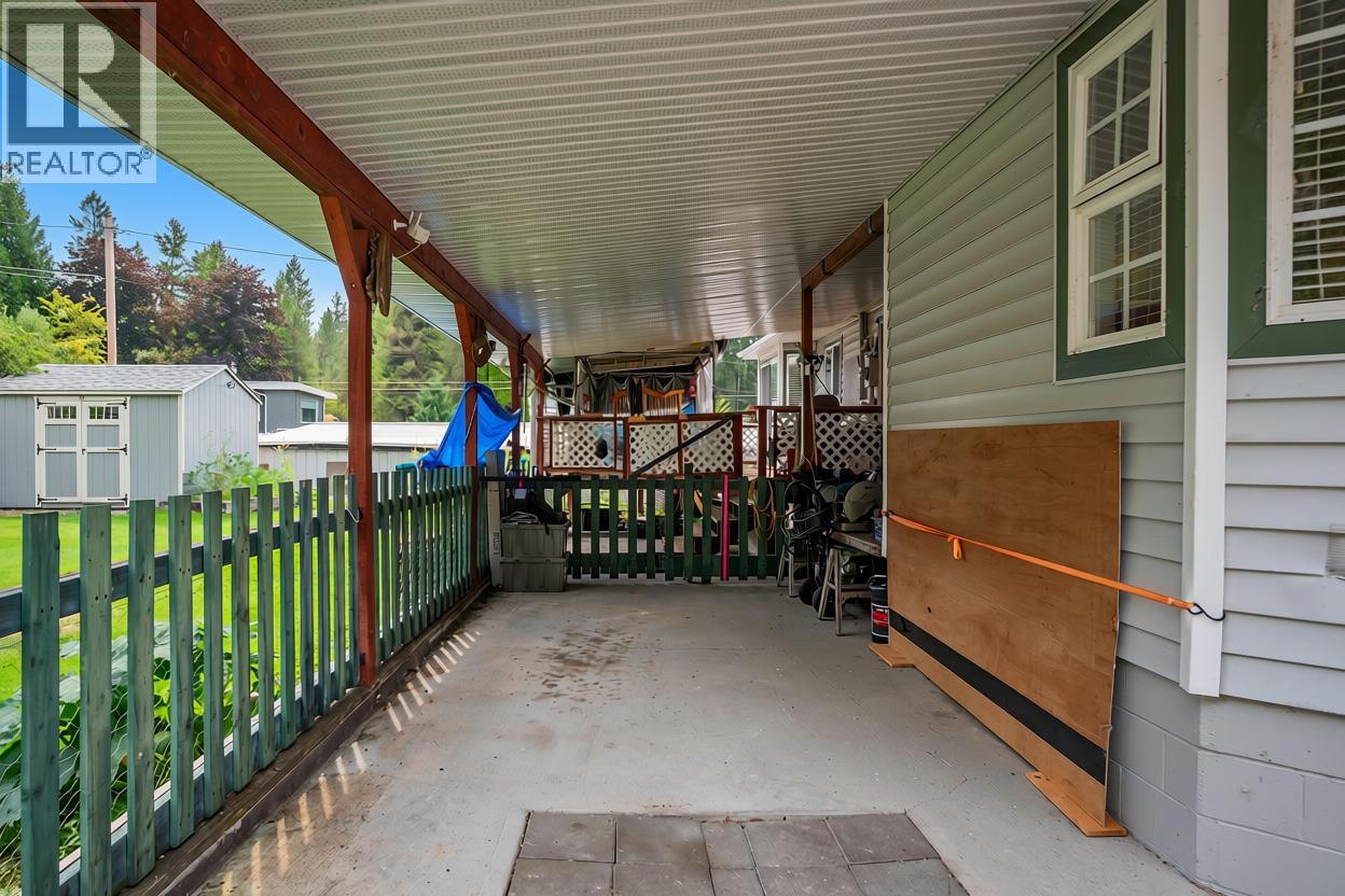 1664 Maida Road, Christina Lake, British Columbia  V0H 1E3 - Photo 26 - 10399202