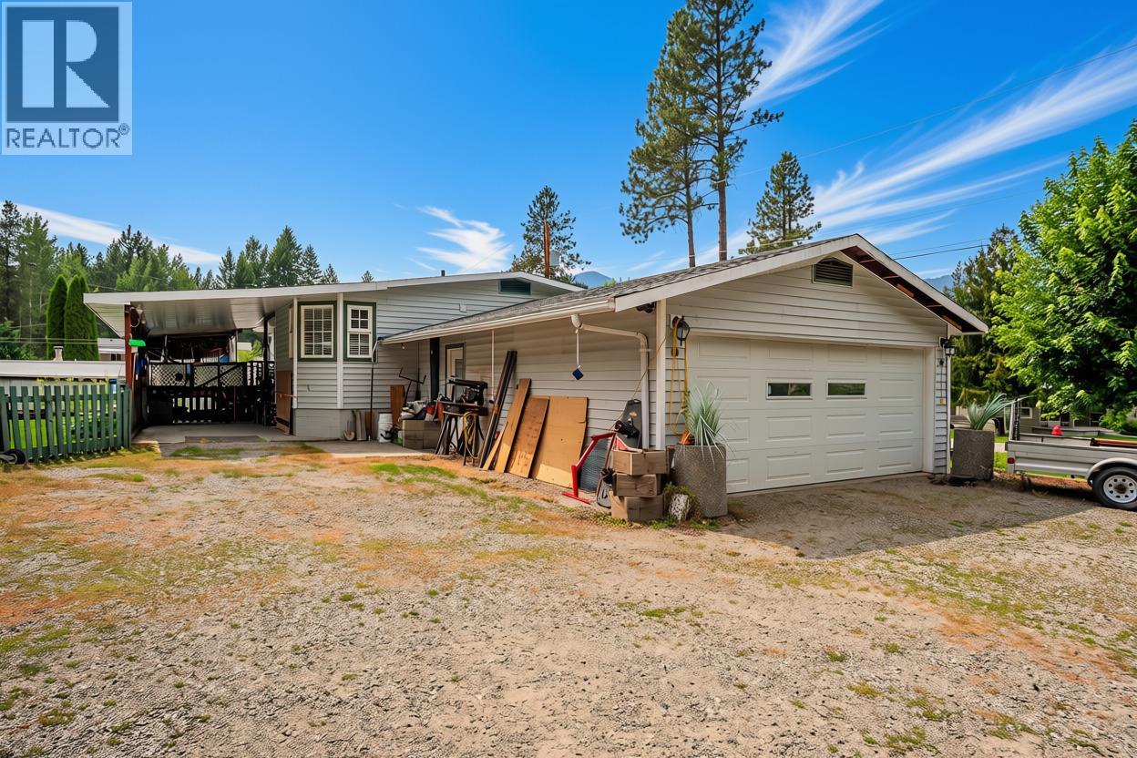 1664 Maida Road, Christina Lake, British Columbia  V0H 1E3 - Photo 29 - 10399202