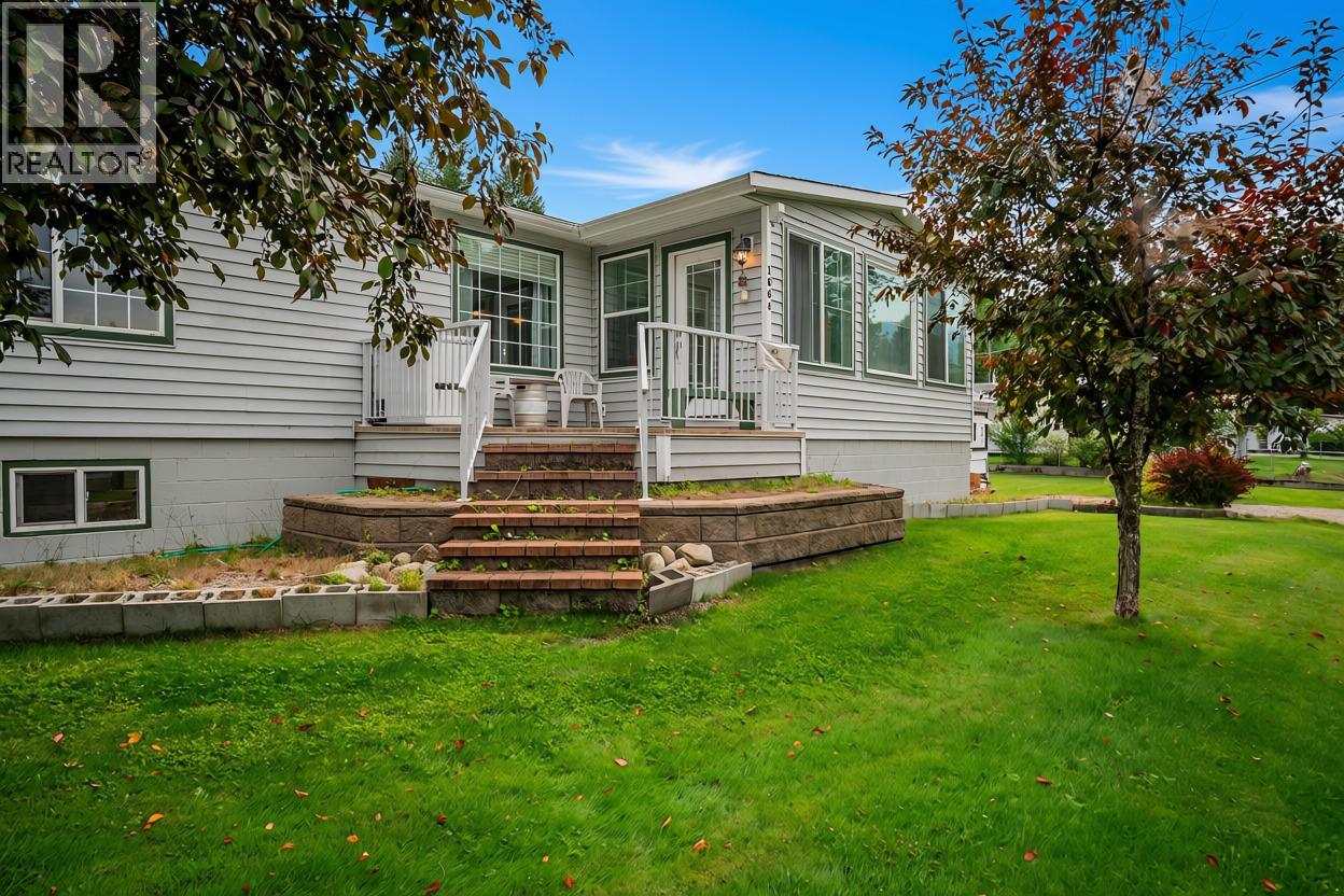 1664 Maida Road, Christina Lake, British Columbia  V0H 1E3 - Photo 35 - 10399202