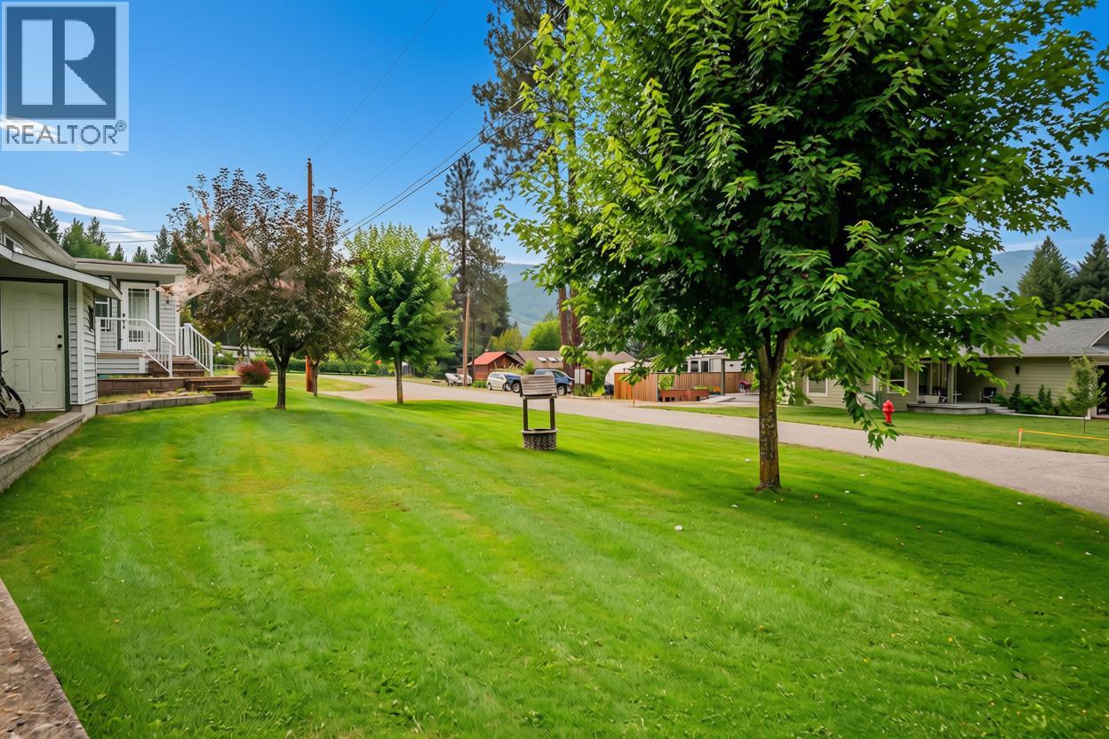 1664 Maida Road, Christina Lake, British Columbia  V0H 1E3 - Photo 37 - 10399202