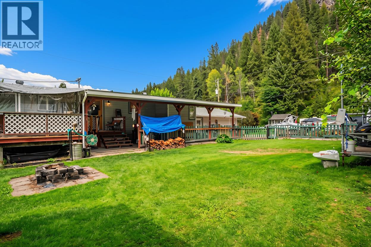 1664 Maida Road, Christina Lake, British Columbia  V0H 1E3 - Photo 39 - 10399202