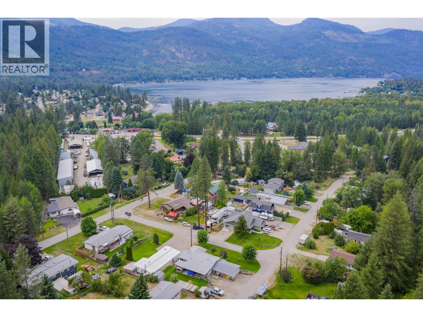 1664 Maida Road, Christina Lake, British Columbia  V0H 1E3 - Photo 46 - 10399202