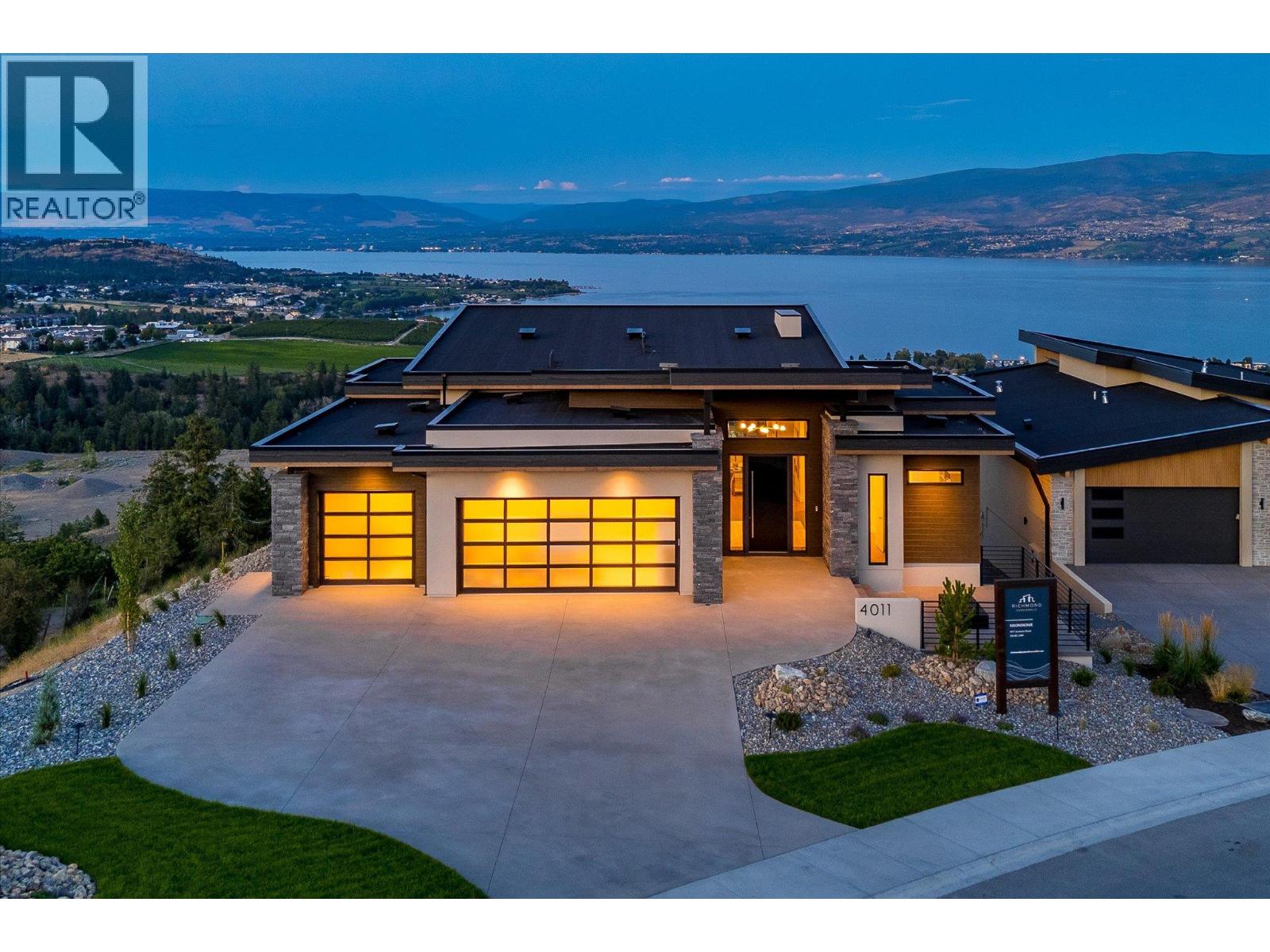 4011 Sunstone Street, West Kelowna, British Columbia  V4T 2K6 - Photo 1 - 10398067