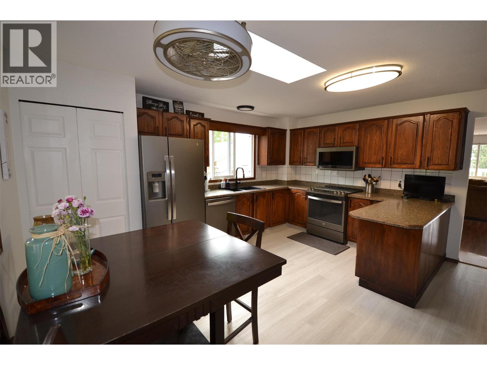 3944 Trepanier Heights Avenue, Peachland, British Columbia  V0H 1X2 - Photo 3 - 10399558