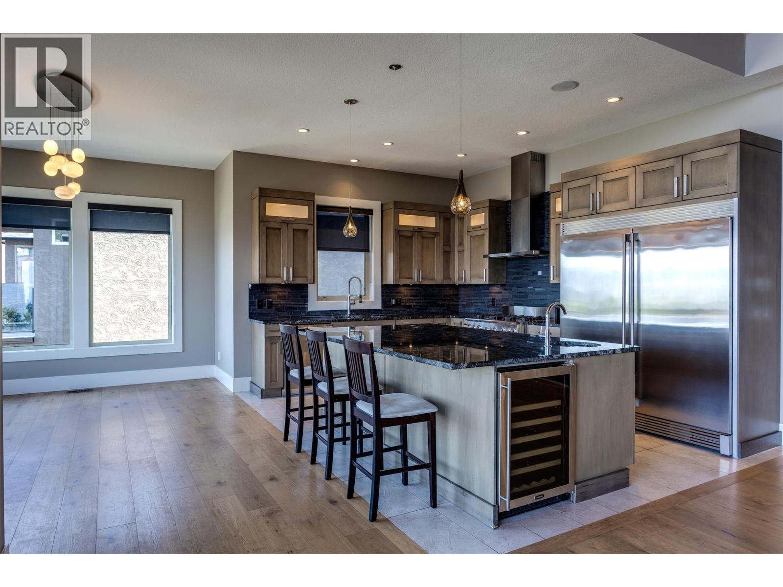1002 Hewetson Avenue, Kelowna, British Columbia  V1W 5H8 - Photo 13 - 10399509