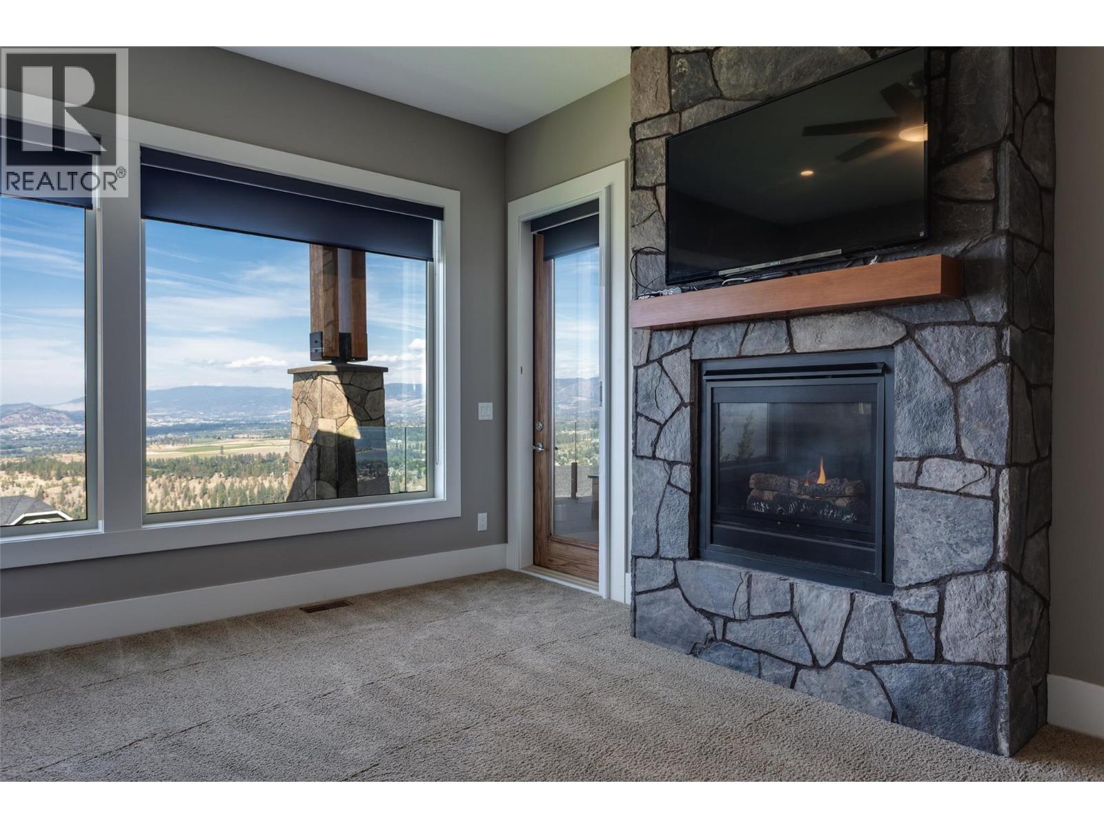 1002 Hewetson Avenue, Kelowna, British Columbia  V1W 5H8 - Photo 24 - 10399509