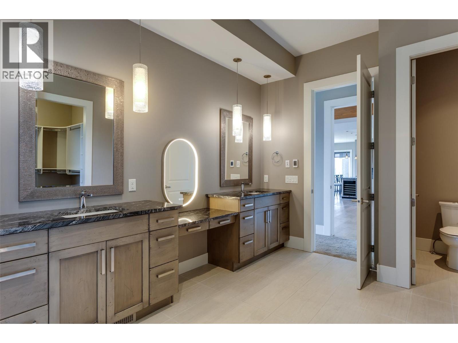 1002 Hewetson Avenue, Kelowna, British Columbia  V1W 5H8 - Photo 25 - 10399509