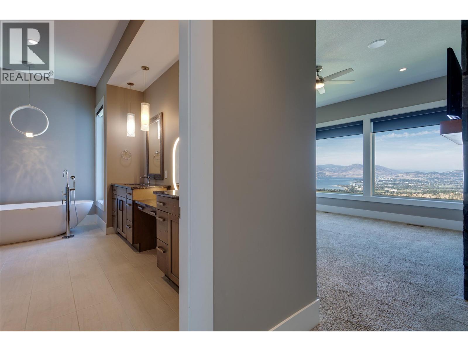 1002 Hewetson Avenue, Kelowna, British Columbia  V1W 5H8 - Photo 27 - 10399509