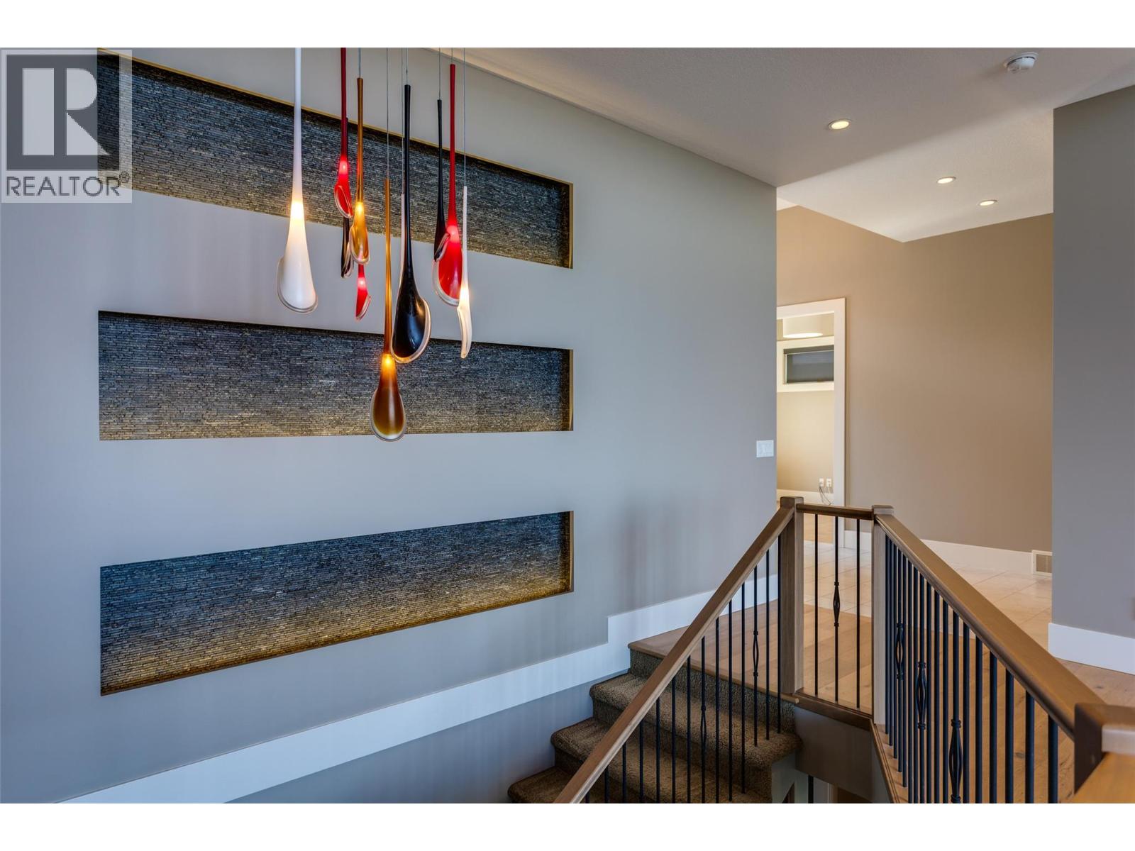 1002 Hewetson Avenue, Kelowna, British Columbia  V1W 5H8 - Photo 34 - 10399509
