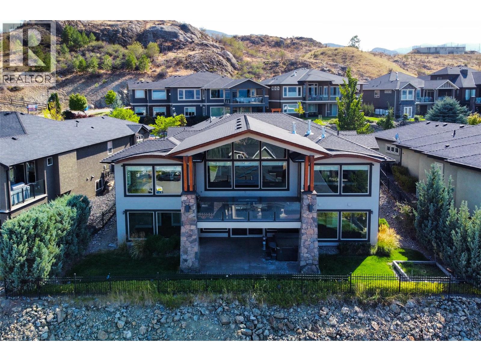 1002 Hewetson Avenue, Kelowna, British Columbia  V1W 5H8 - Photo 5 - 10399509