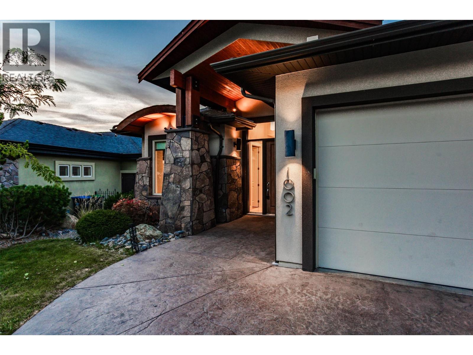 1002 Hewetson Avenue, Kelowna, British Columbia  V1W 5H8 - Photo 64 - 10399509