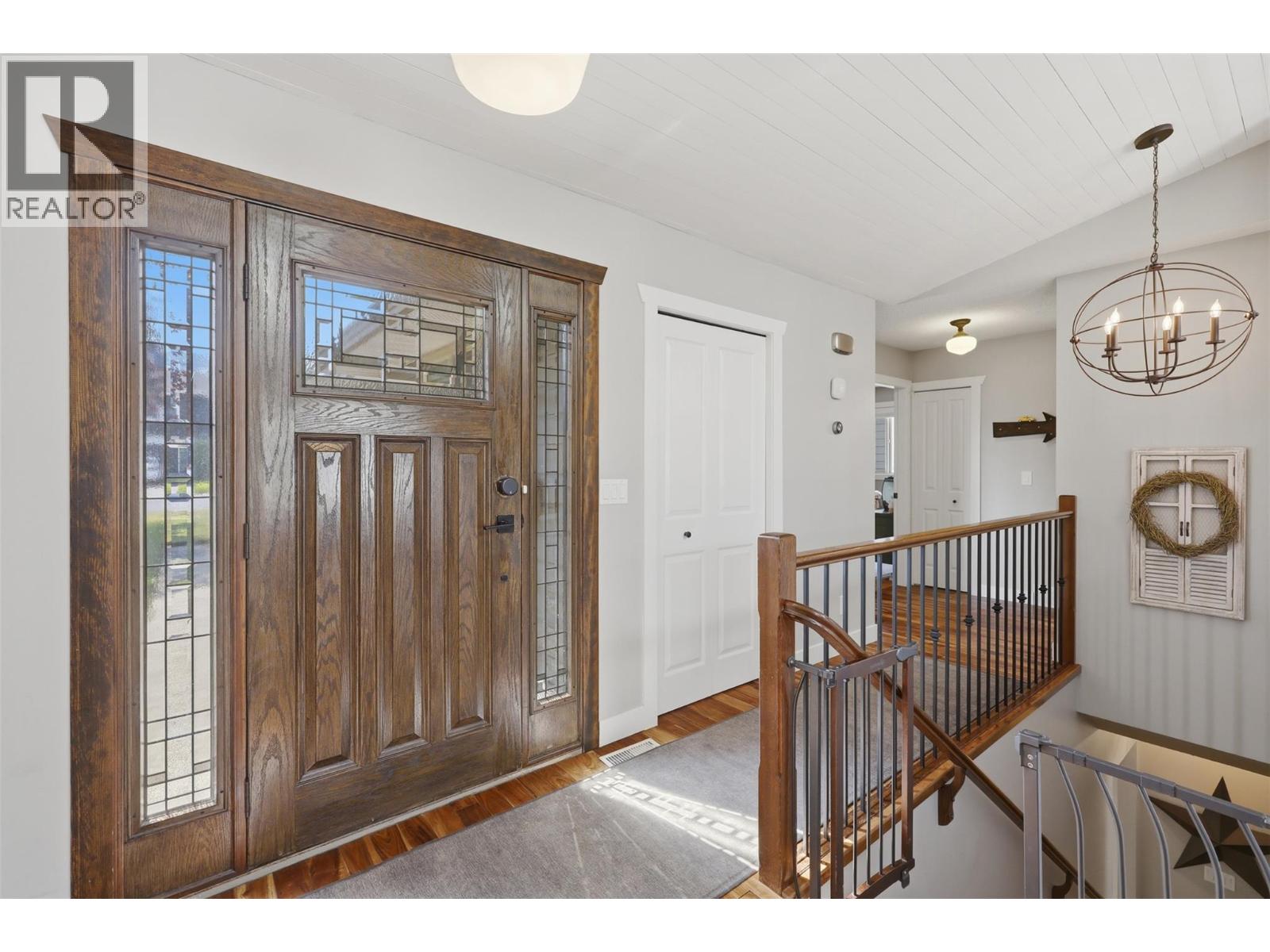 636 Braemar Drive, Kamloops, British Columbia  V1S 1H9 - Photo 4 - 10399353