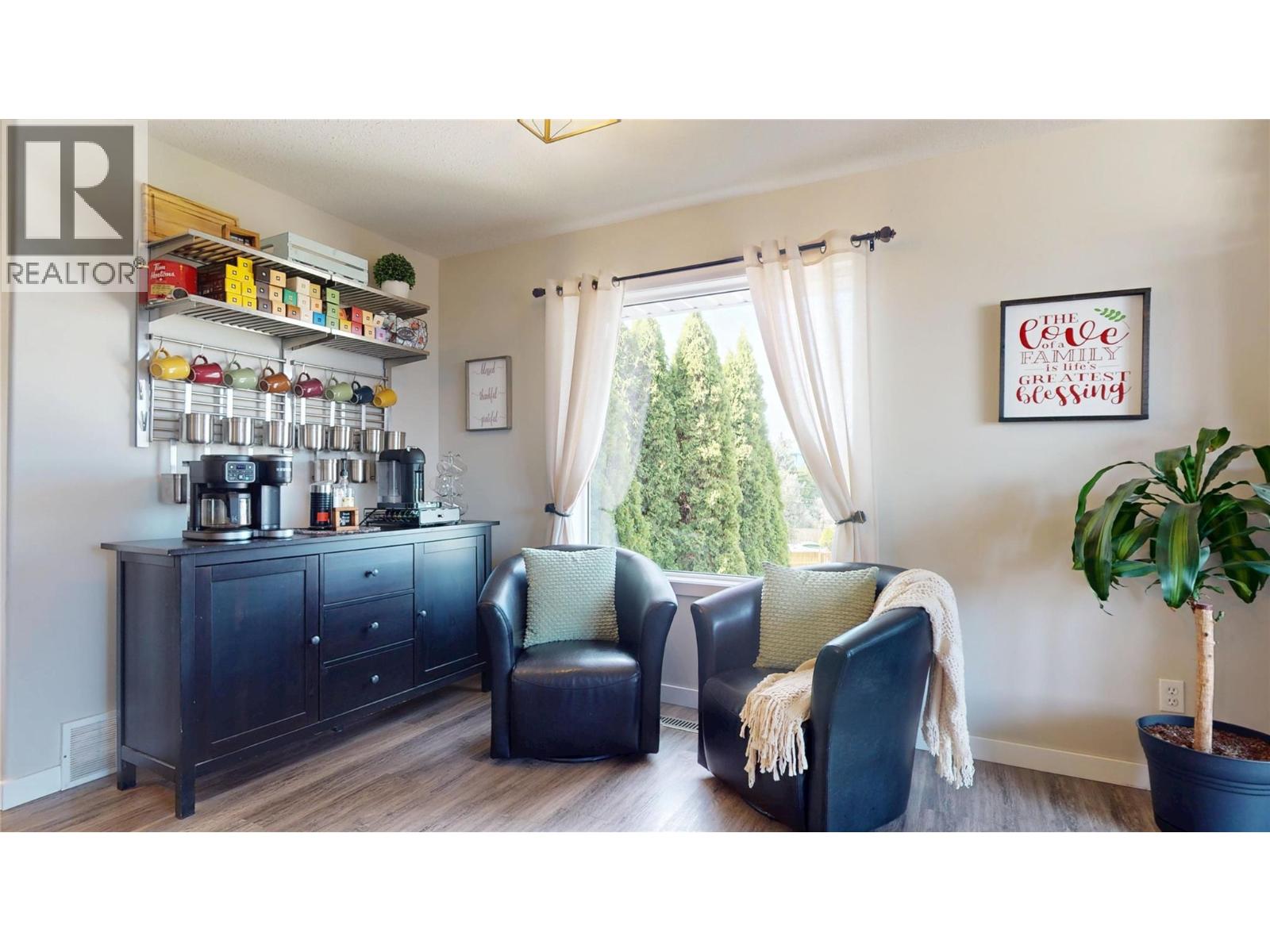 1643 Staple Crescent, Cranbrook, British Columbia  V1C 6J1 - Photo 11 - 10398991