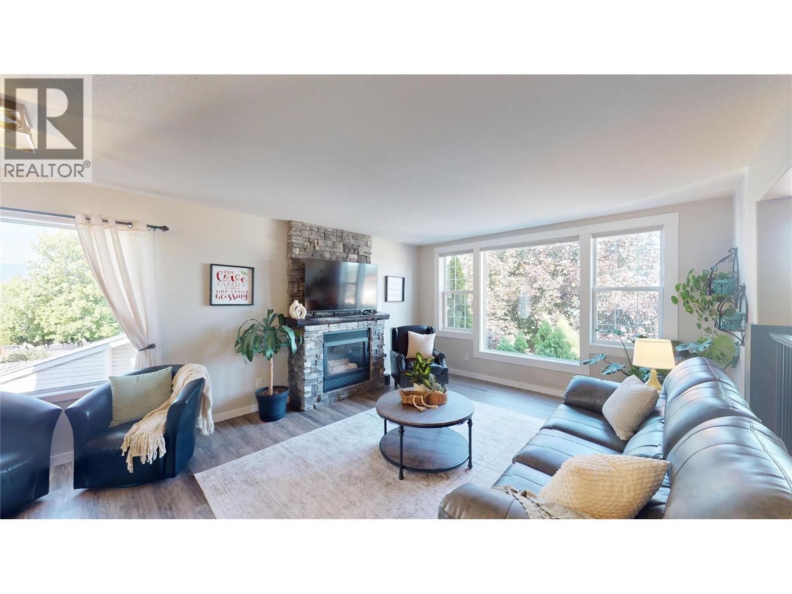 1643 Staple Crescent, Cranbrook, British Columbia  V1C 6J1 - Photo 5 - 10398991