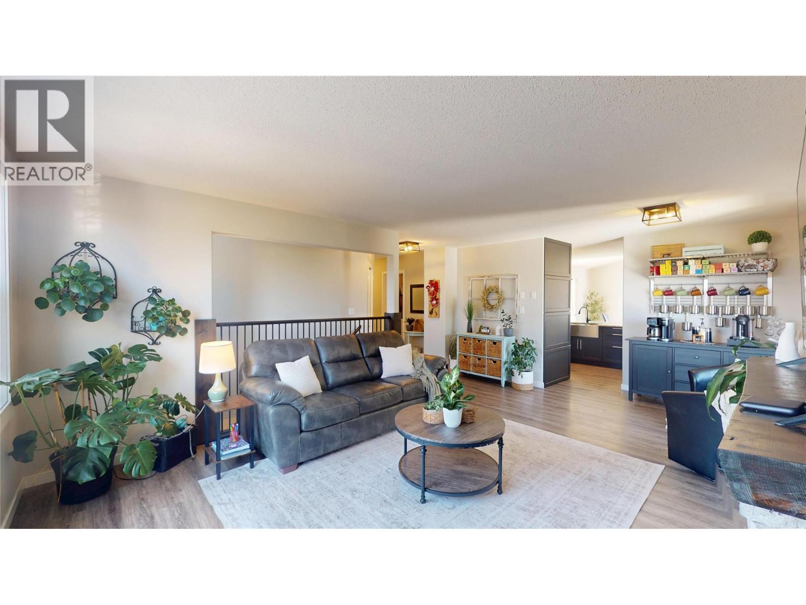 1643 Staple Crescent, Cranbrook, British Columbia  V1C 6J1 - Photo 8 - 10398991
