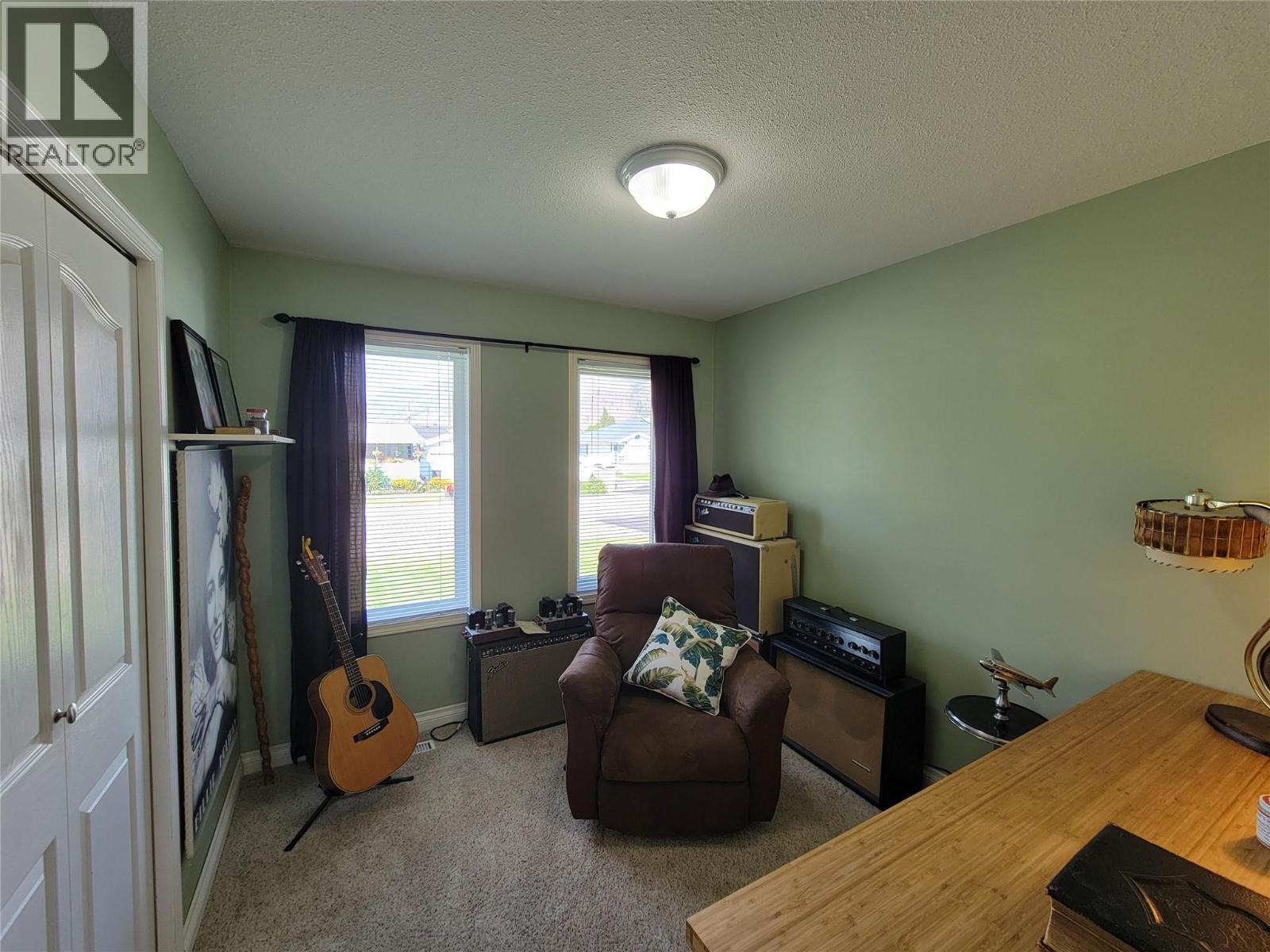 707 12th Avenue, Keremeos, British Columbia  V0X 1N3 - Photo 30 - 10399663