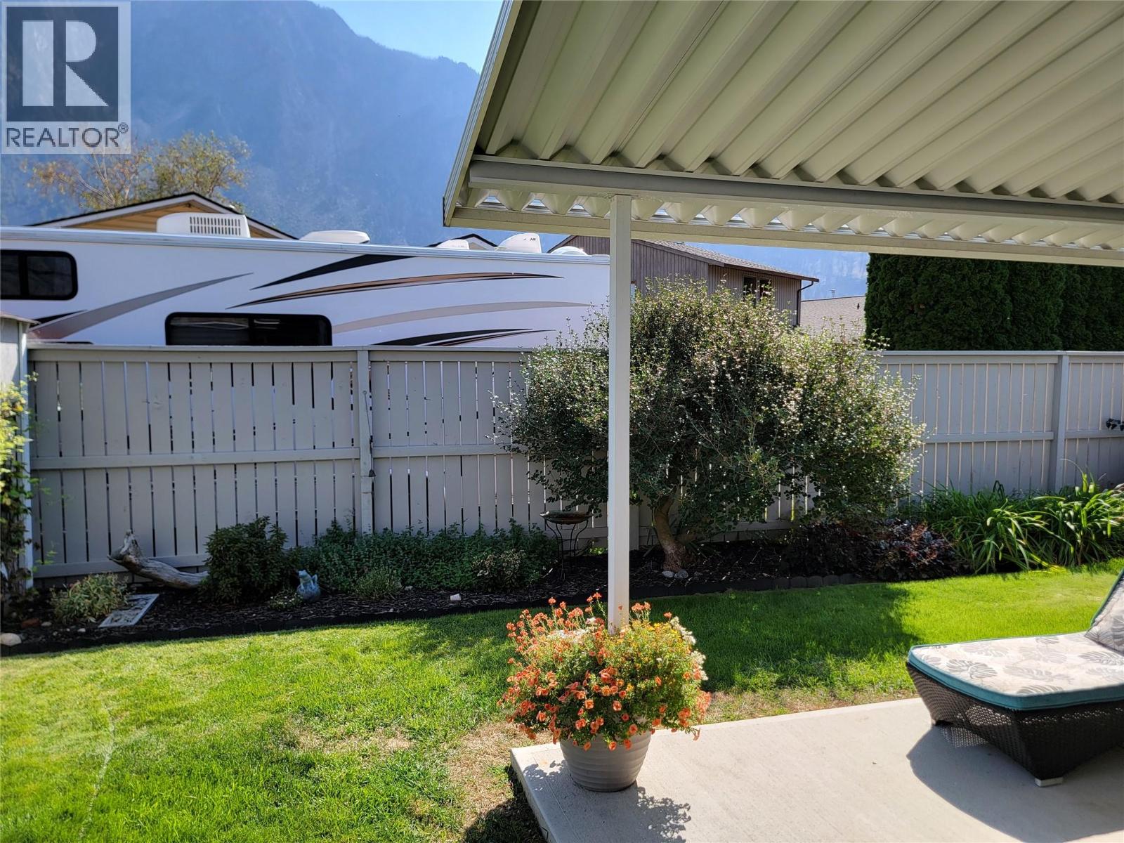 707 12th Avenue, Keremeos, British Columbia  V0X 1N3 - Photo 38 - 10399663