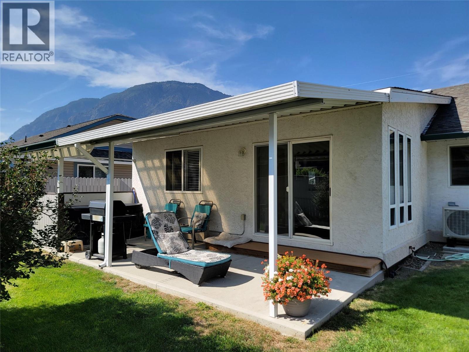 707 12th Avenue, Keremeos, British Columbia  V0X 1N3 - Photo 44 - 10399663