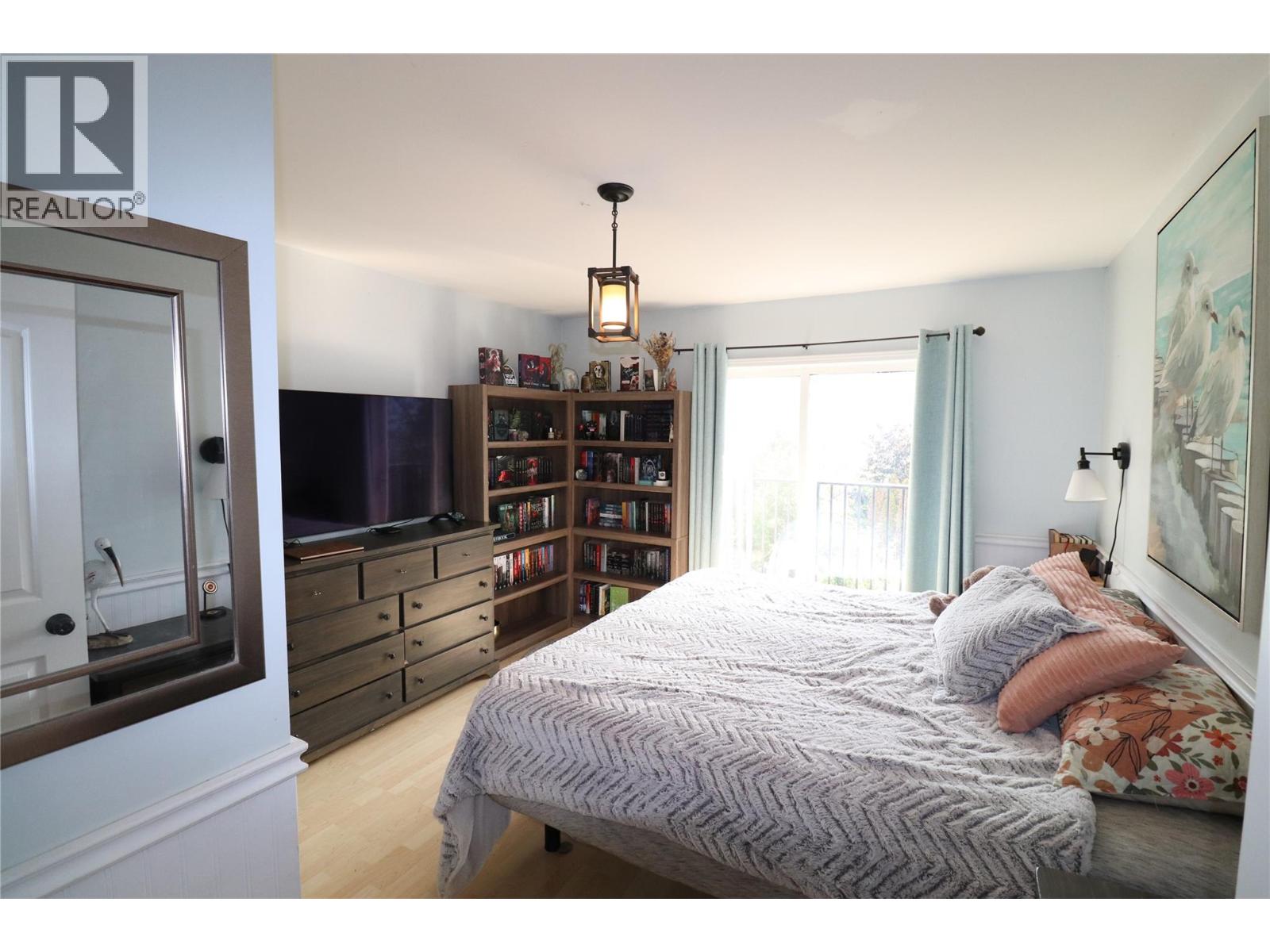 3702 9th Avenue, Castlegar, British Columbia  V1N 3T2 - Photo 21 - 10399498