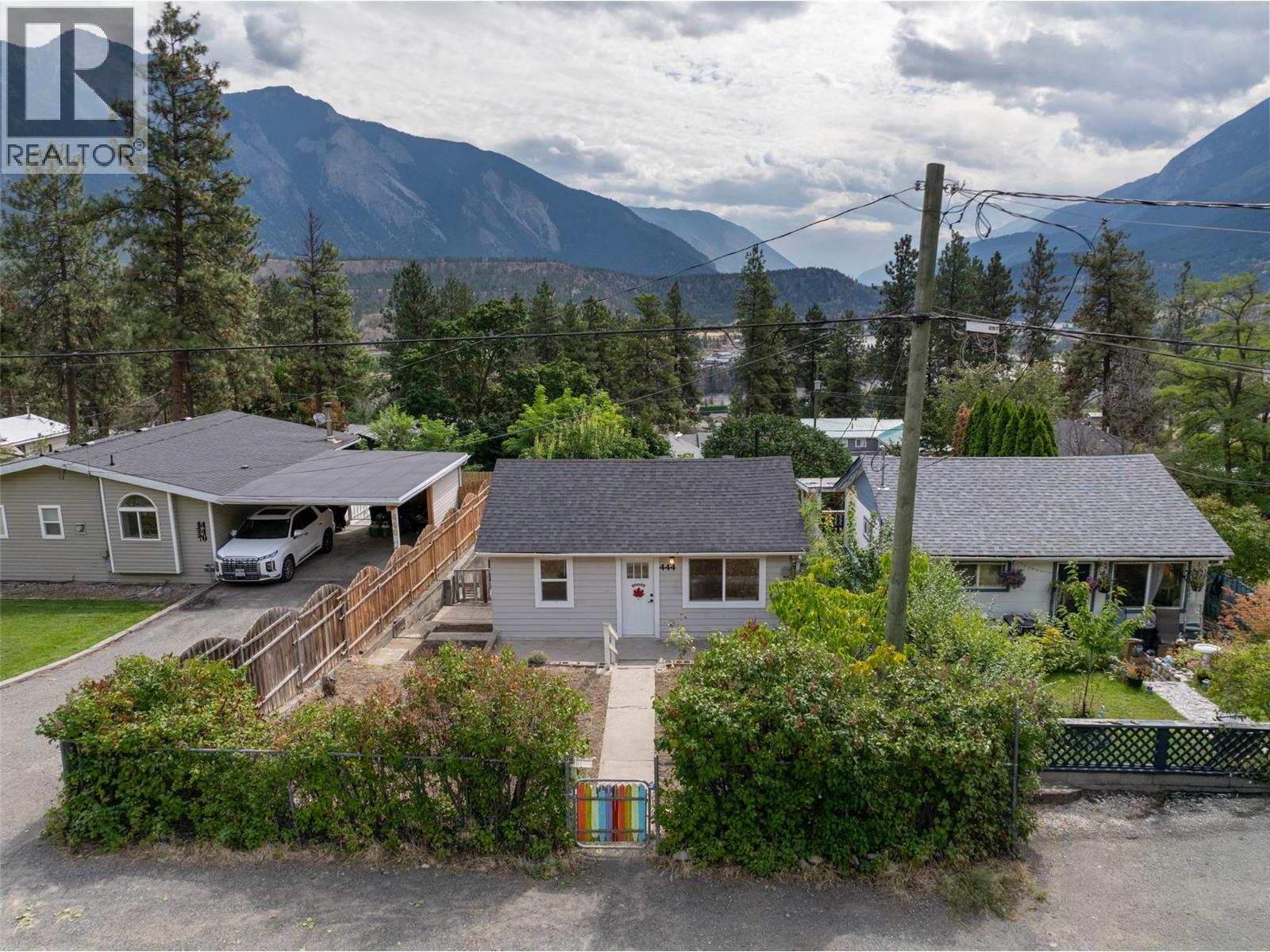 444 Victoria Street, Lillooet, British Columbia  V0K 1V0 - Photo 1 - 10399664
