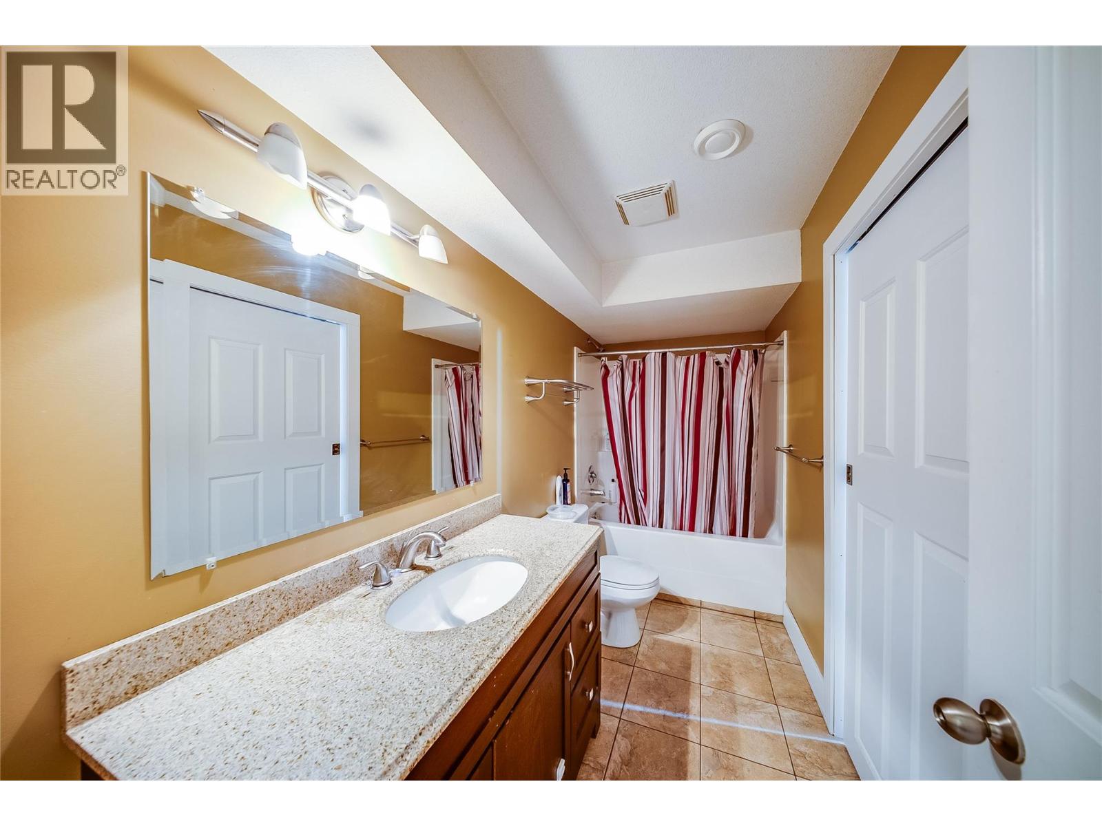 644 8th Street, Castlegar, British Columbia  V1N 4X1 - Photo 32 - 10399219