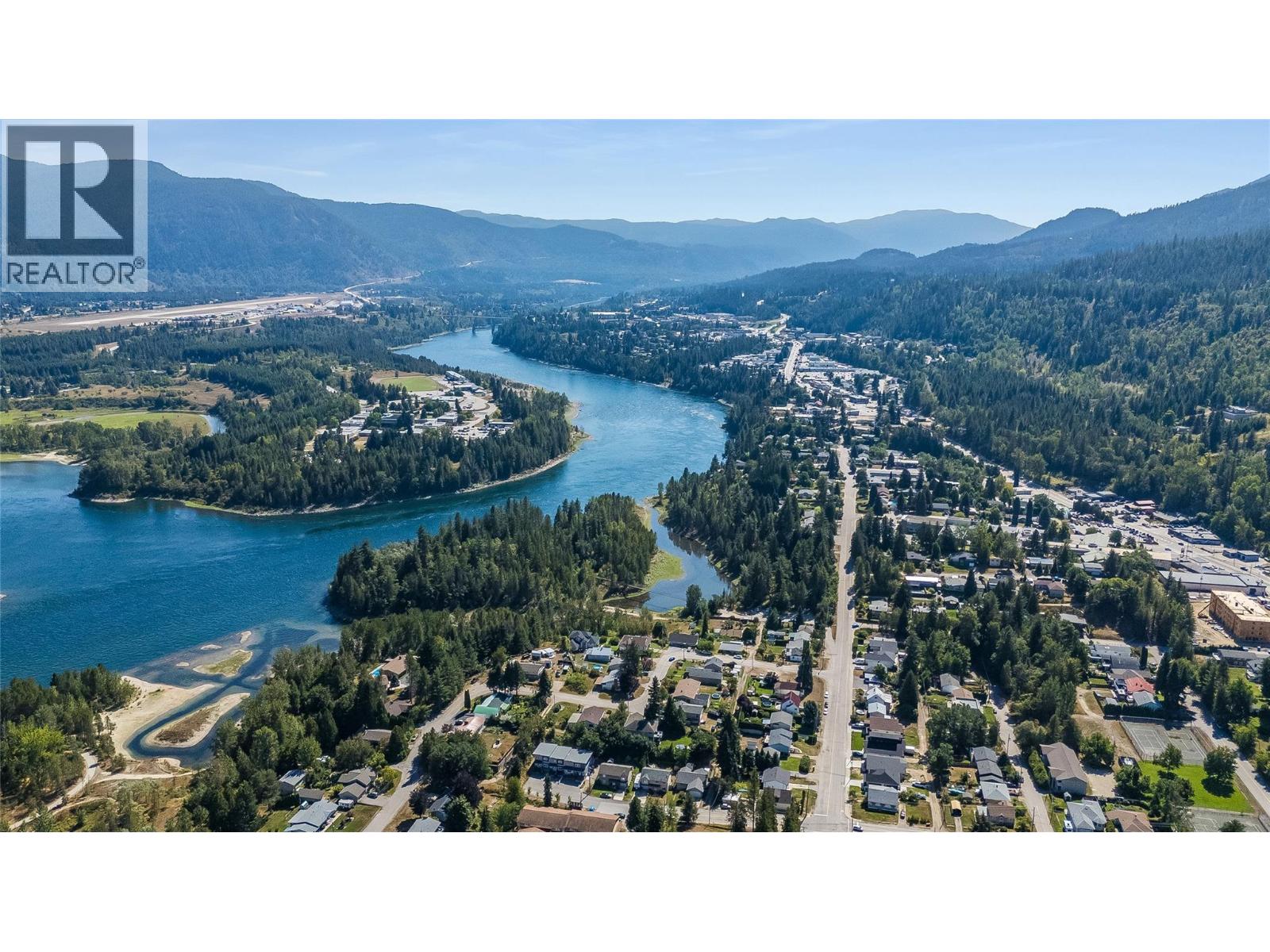 644 8th Street, Castlegar, British Columbia  V1N 4X1 - Photo 43 - 10399219