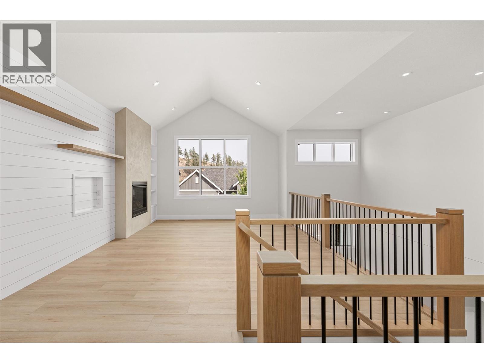1448 Whistling Pine Place, Kelowna, British Columbia  V1V 1H1 - Photo 11 - 10398430