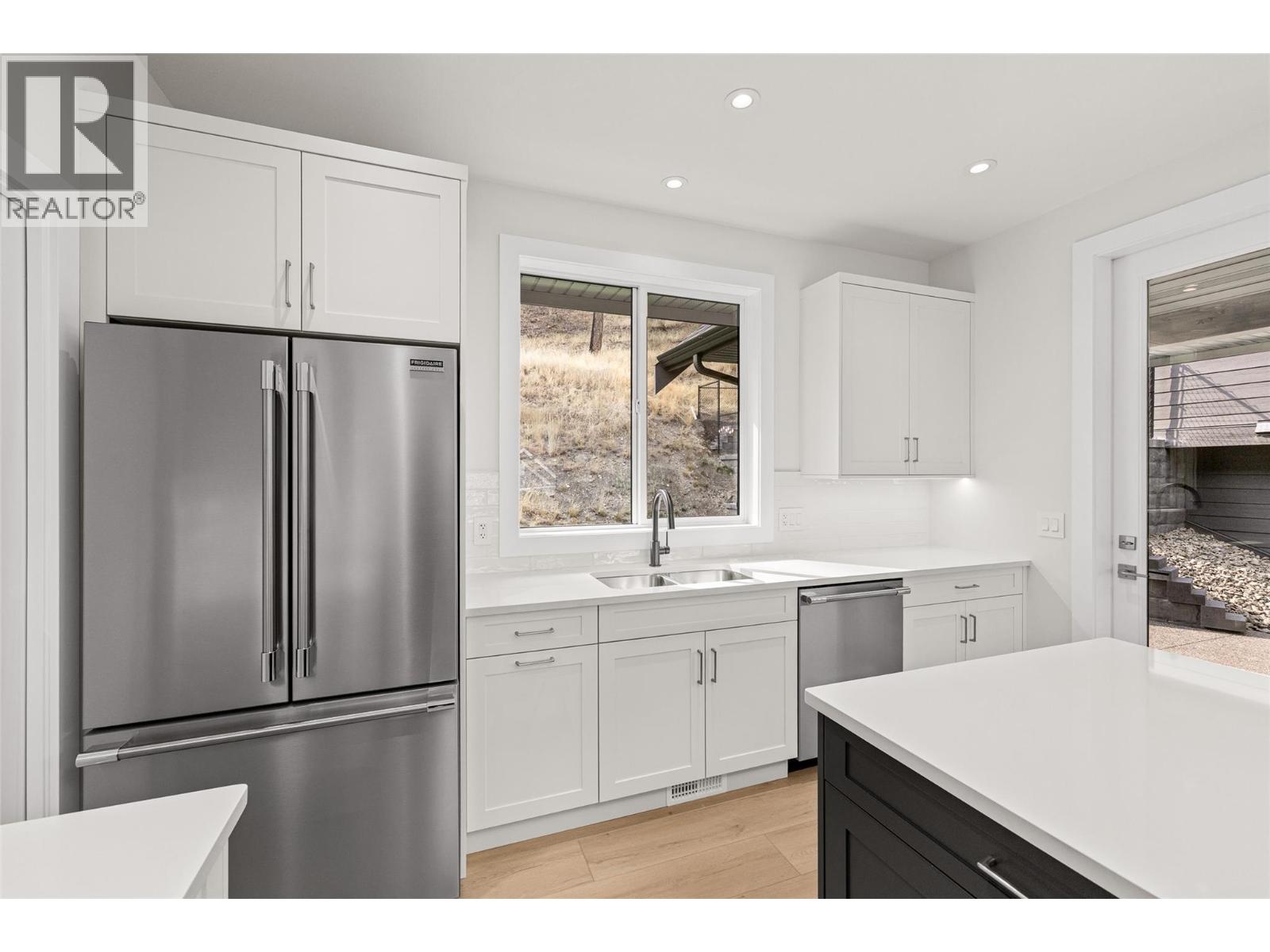 1448 Whistling Pine Place, Kelowna, British Columbia  V1V 1H1 - Photo 17 - 10398430