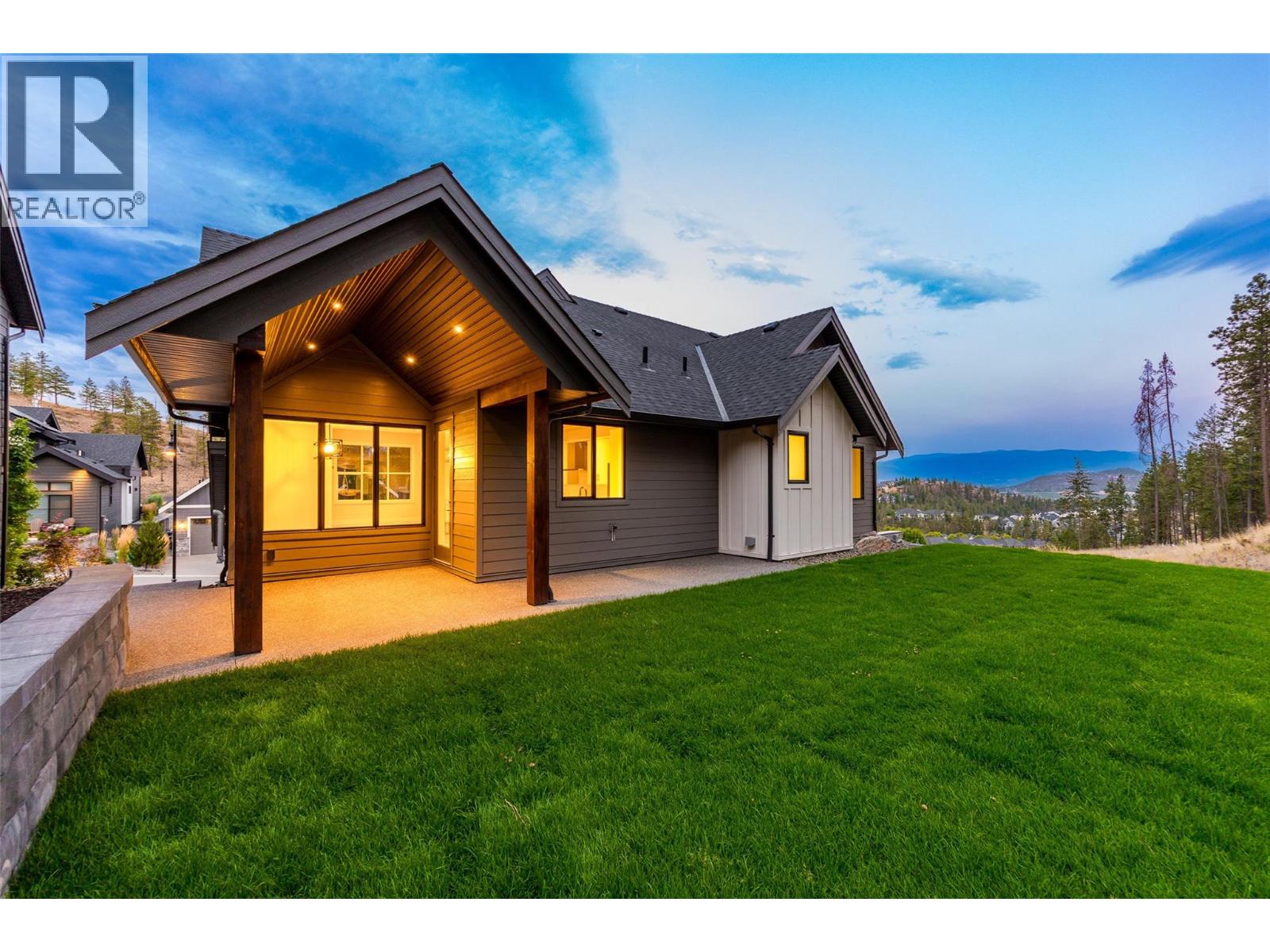 1448 Whistling Pine Place, Kelowna, British Columbia  V1V 1H1 - Photo 3 - 10398430