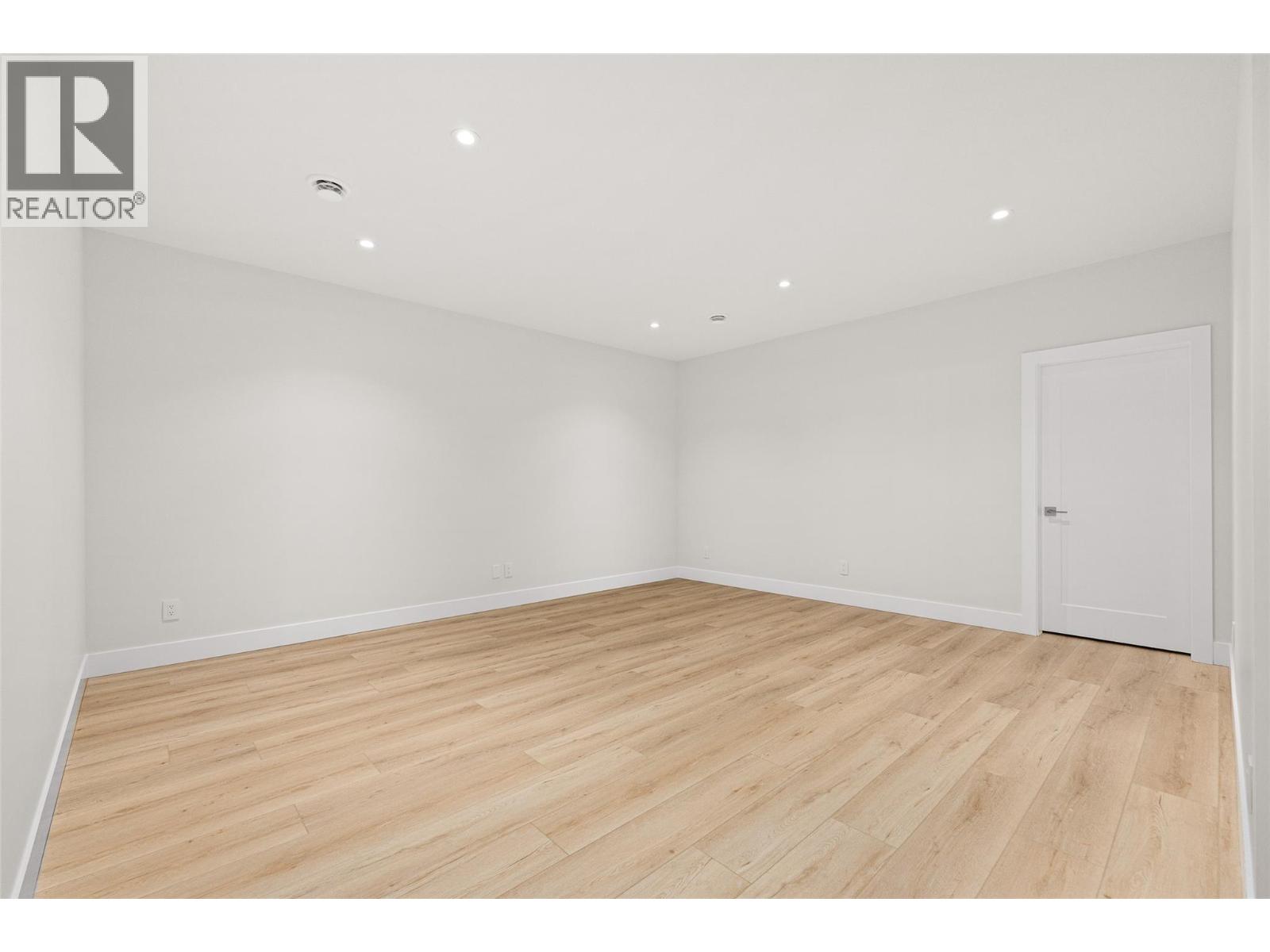 1448 Whistling Pine Place, Kelowna, British Columbia  V1V 1H1 - Photo 37 - 10398430