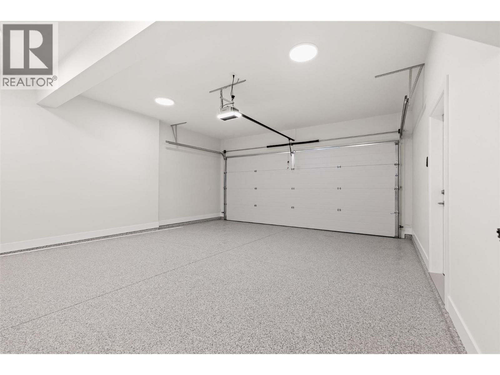 1448 Whistling Pine Place, Kelowna, British Columbia  V1V 1H1 - Photo 39 - 10398430