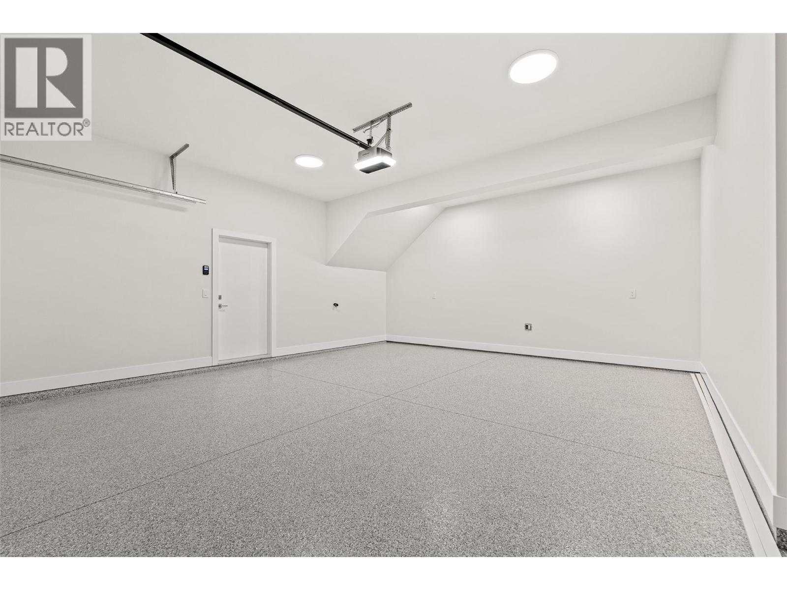 1448 Whistling Pine Place, Kelowna, British Columbia  V1V 1H1 - Photo 40 - 10398430