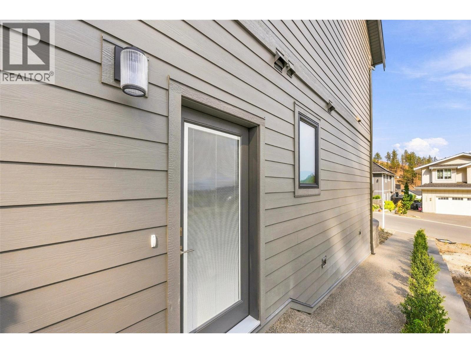 1448 Whistling Pine Place, Kelowna, British Columbia  V1V 1H1 - Photo 41 - 10398430