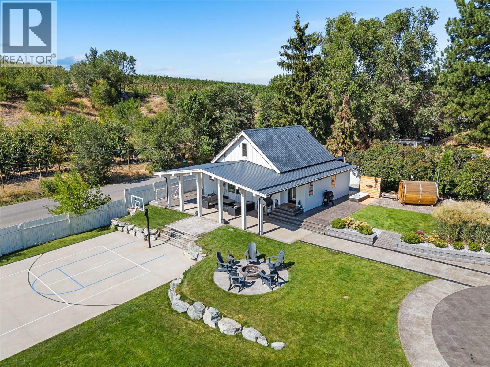 1456 Latta Road, Kelowna, British Columbia  V1P 1B4 - Photo 1 - 10399386