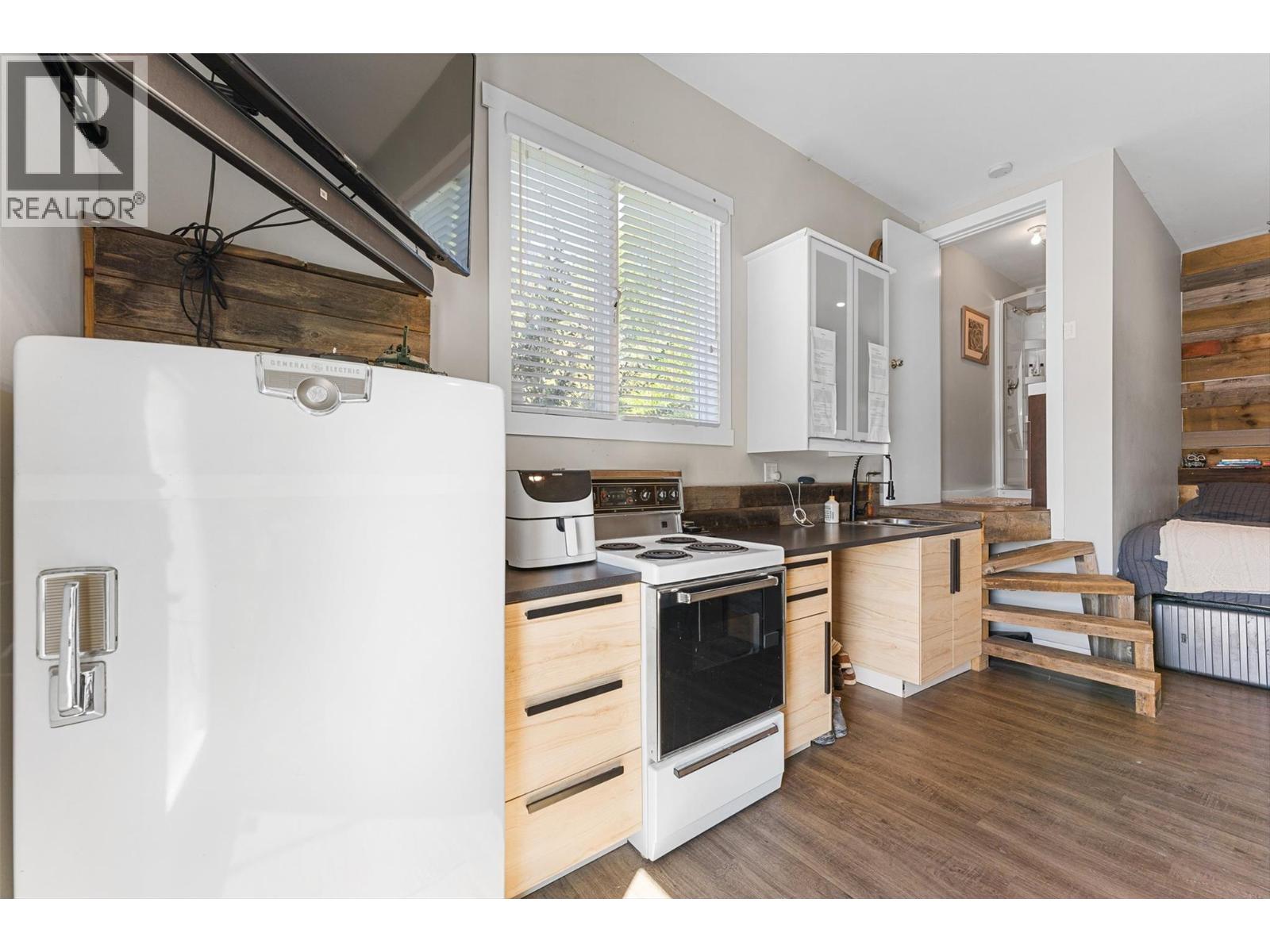 1456 Latta Road, Kelowna, British Columbia  V1P 1B4 - Photo 40 - 10399386