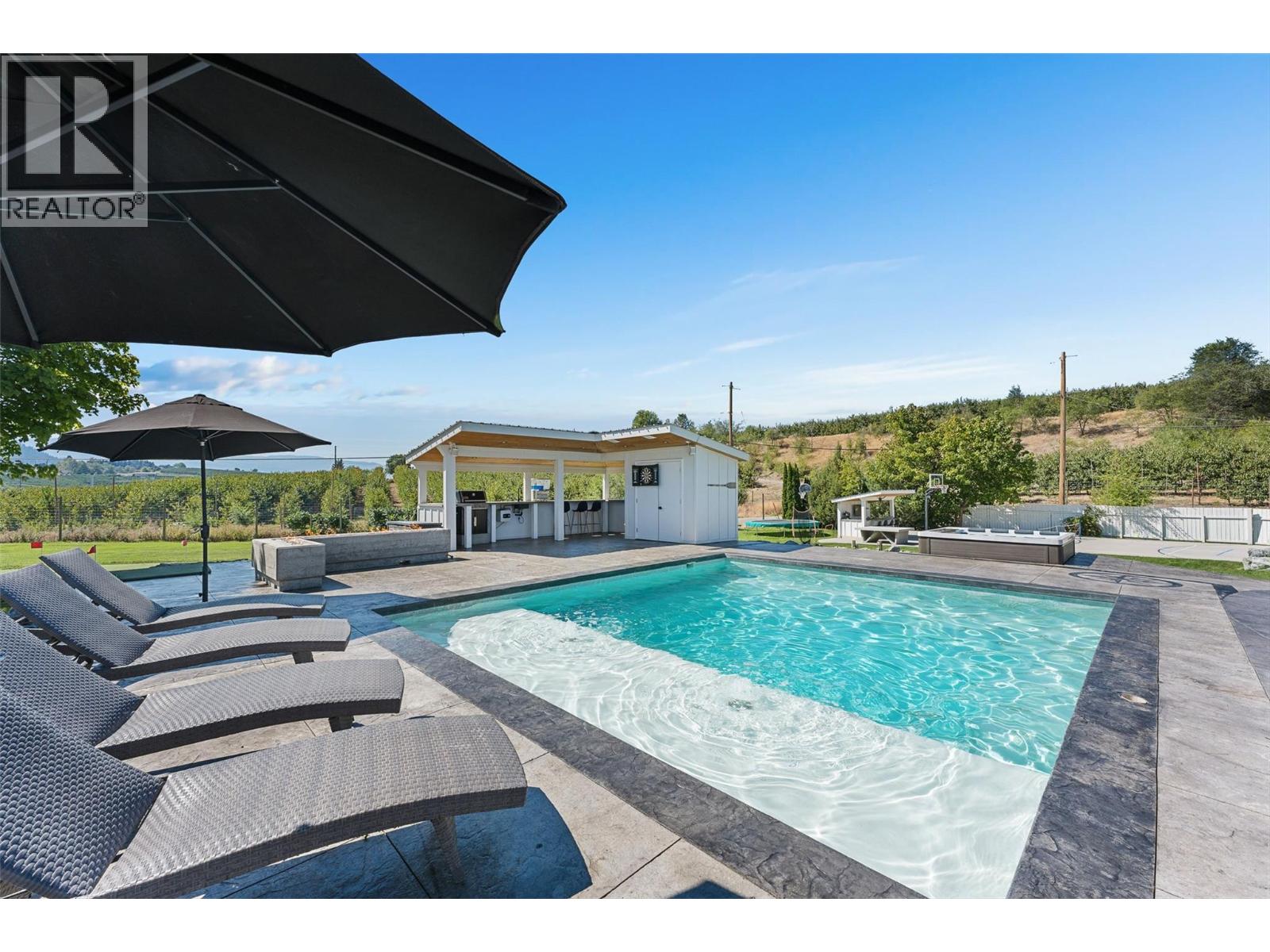 1456 Latta Road, Kelowna, British Columbia  V1P 1B4 - Photo 5 - 10399386