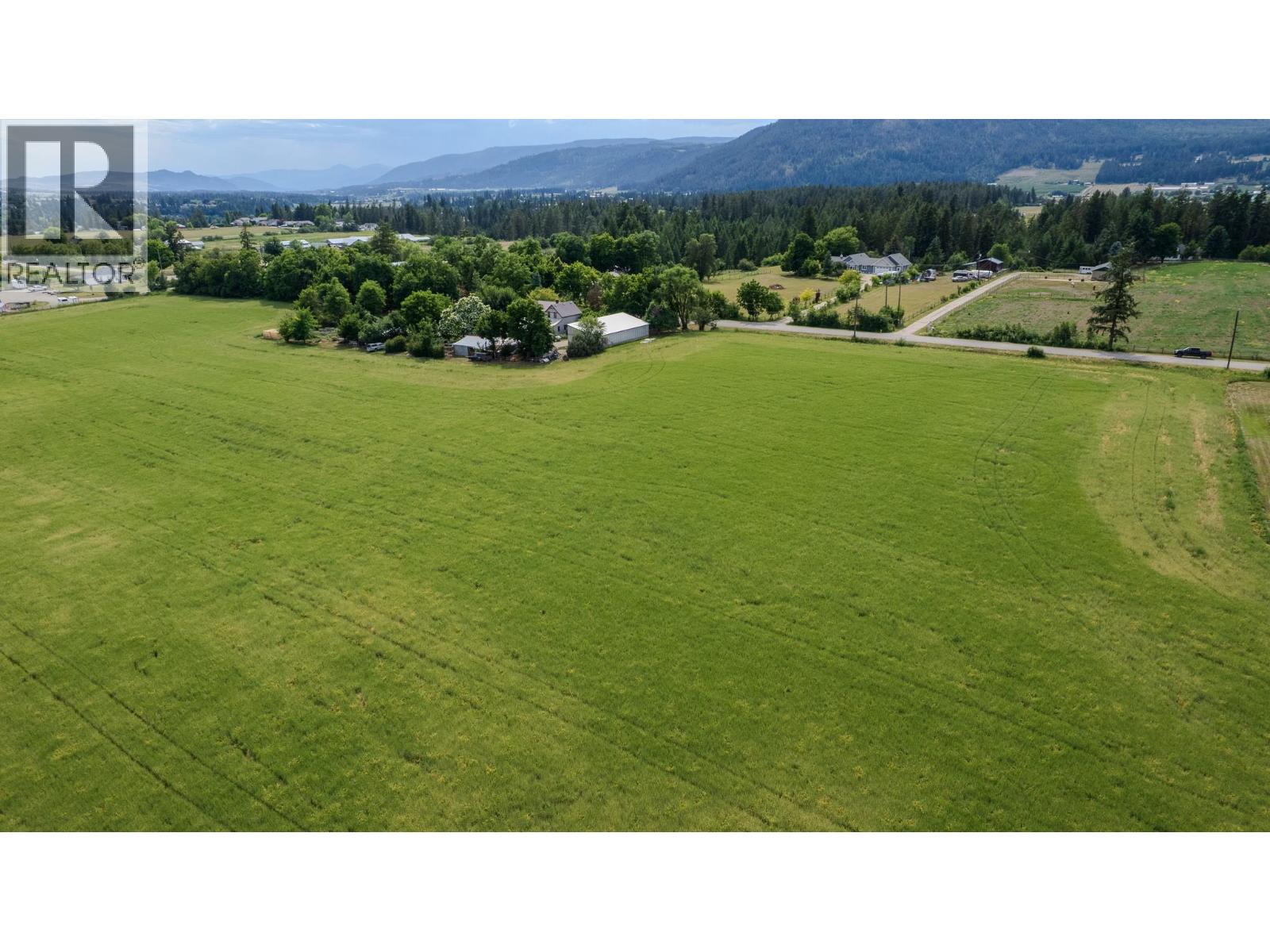 0000 Highland Park Road, Spallumcheen, British Columbia  V0E 1B4 - Photo 2 - 10399658