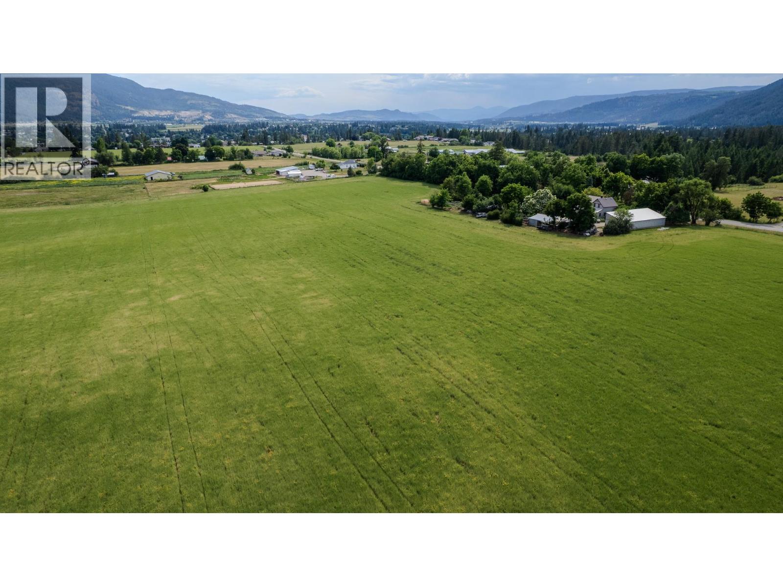 0000 Highland Park Road, Spallumcheen, British Columbia  V0E 1B4 - Photo 4 - 10399658