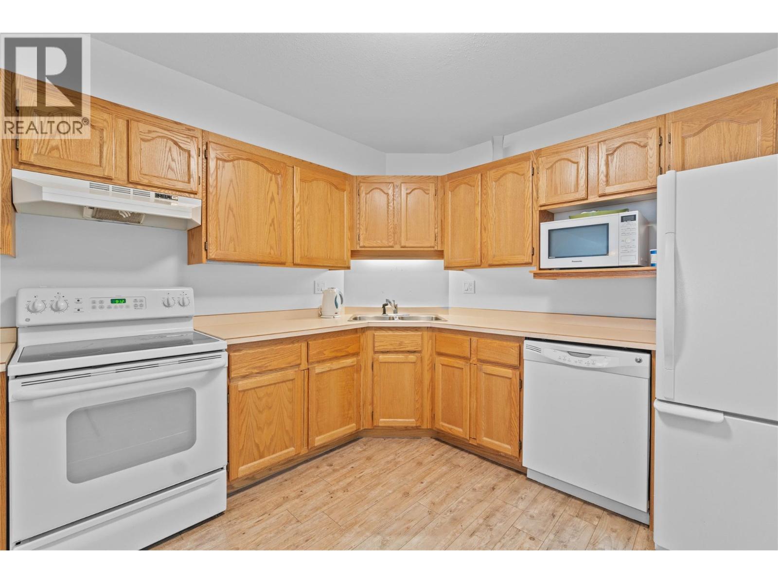 250 5 Street Se Unit# 313, Salmon Arm, British Columbia  V1E 1J8 - Photo 14 - 10399487