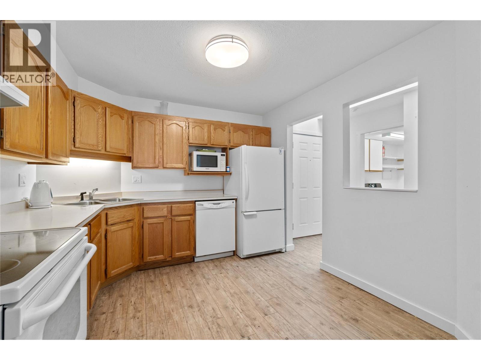 250 5 Street Se Unit# 313, Salmon Arm, British Columbia  V1E 1J8 - Photo 18 - 10399487